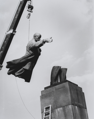 Antanas Sutkus farewell party comrades